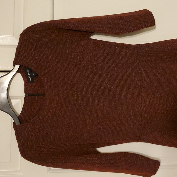 Elegant Black and Red Fit and Flare dress - Picture 2 of 7